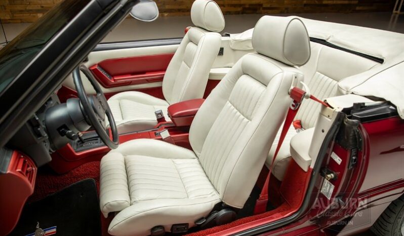 
								1989 Ford Mustang full									