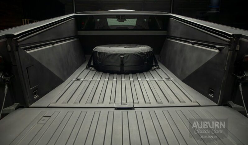 
								2024 Tesla Cybertruck Foundation Series full									