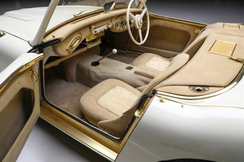 
								1958 Austin Healey 100-Six full									