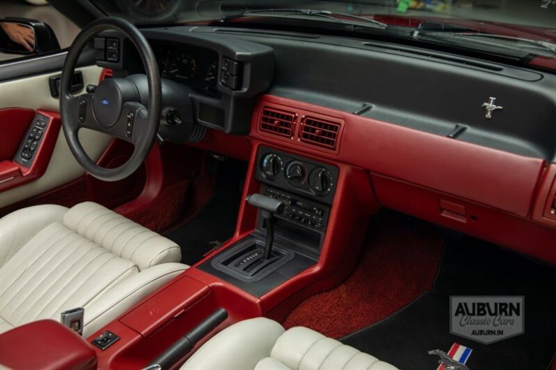 1989 Ford Mustang GT