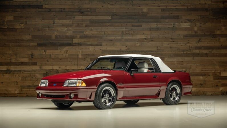 1989 Ford Mustang GT