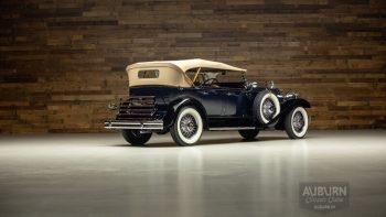1930 Packard 745 Deluxe Eight